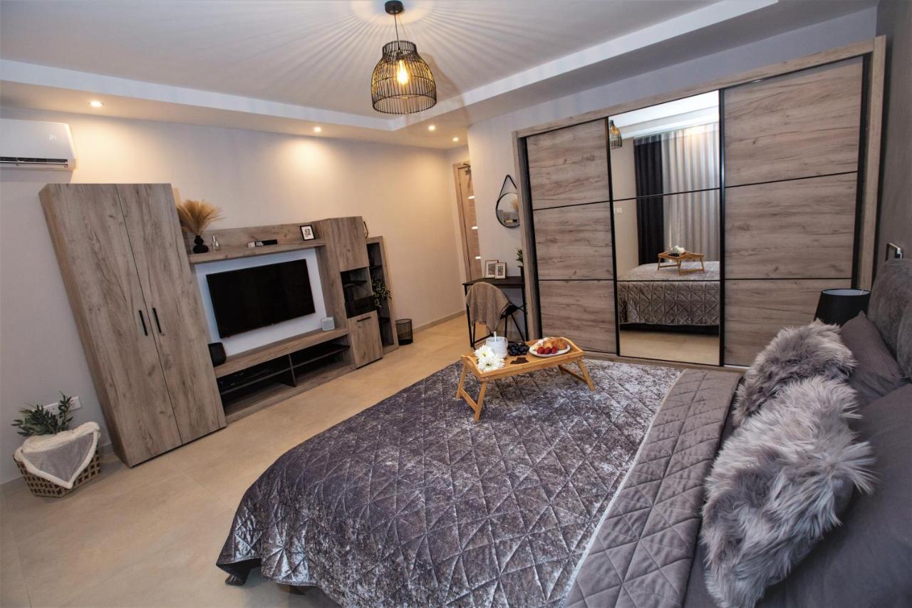 Honeycomb Designer Apartment St. Paul's Bay Exterior foto