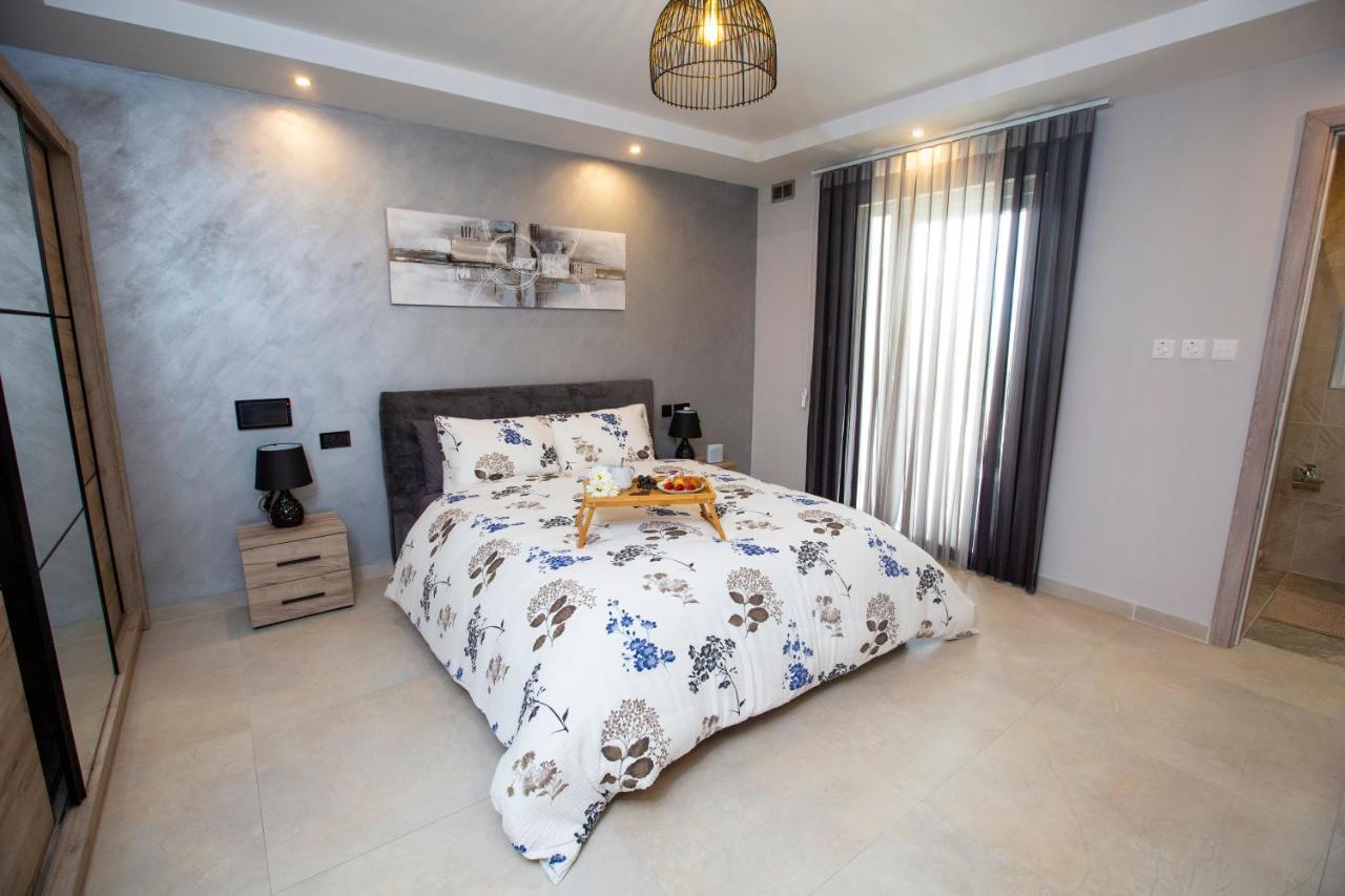 Honeycomb Designer Apartment St. Paul's Bay Exterior foto